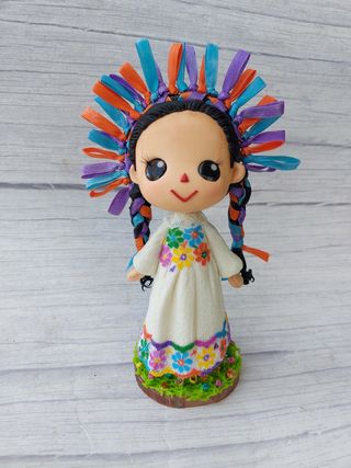 Muñeca artesanal mexicana Lele