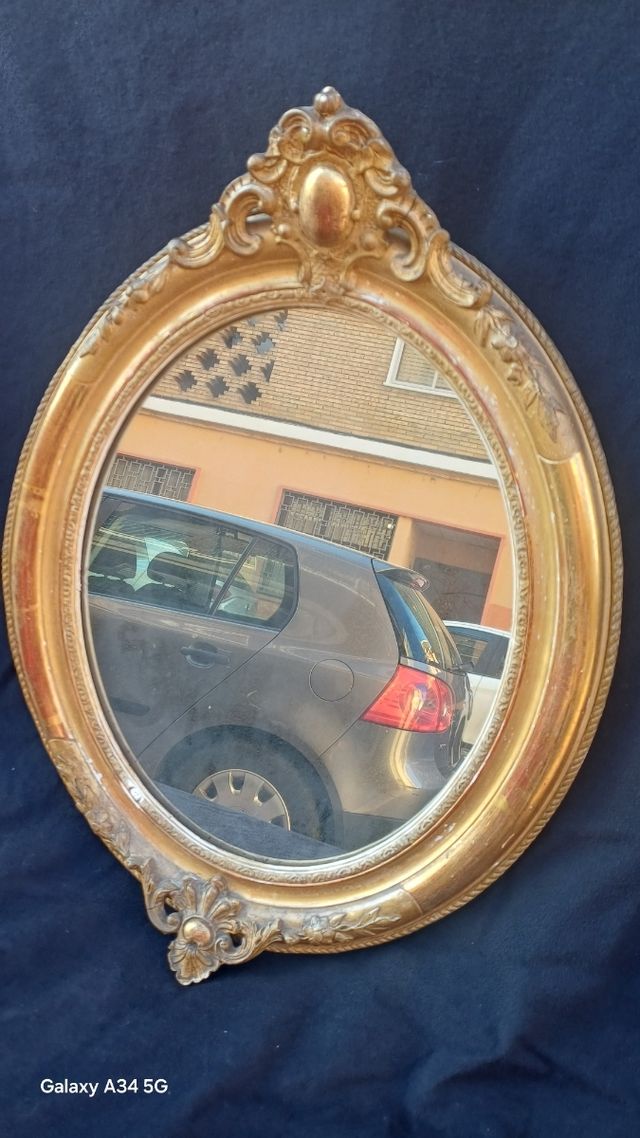 Specchio dorato elisabettiano