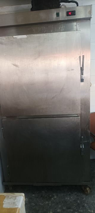 Nevera de tienda
