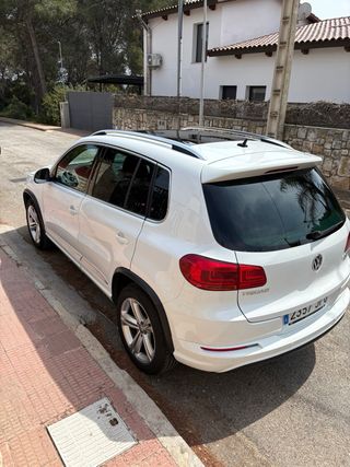 Volkswagen Tiguan 2.0TDI R-LINE