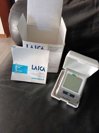 Misuratore Pressione Polso Laica BM 1001