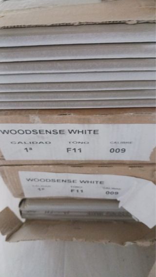 Losas suelo porcelánico imitación madera