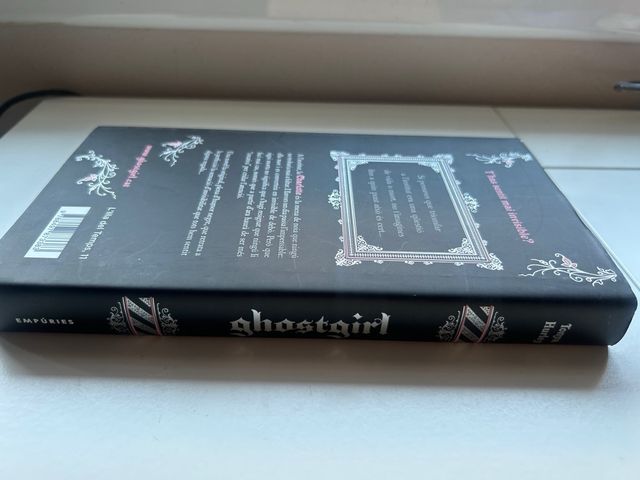 Llibre Ghostgirl. Descansa en pau?