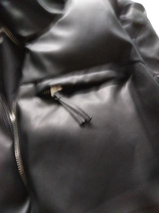 Chaleco de cuero Bershka negro