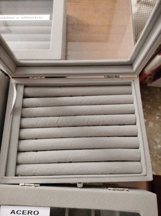 Cajas de terciopelo para exposición