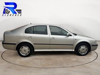 Skoda Octavia 1.6 Active