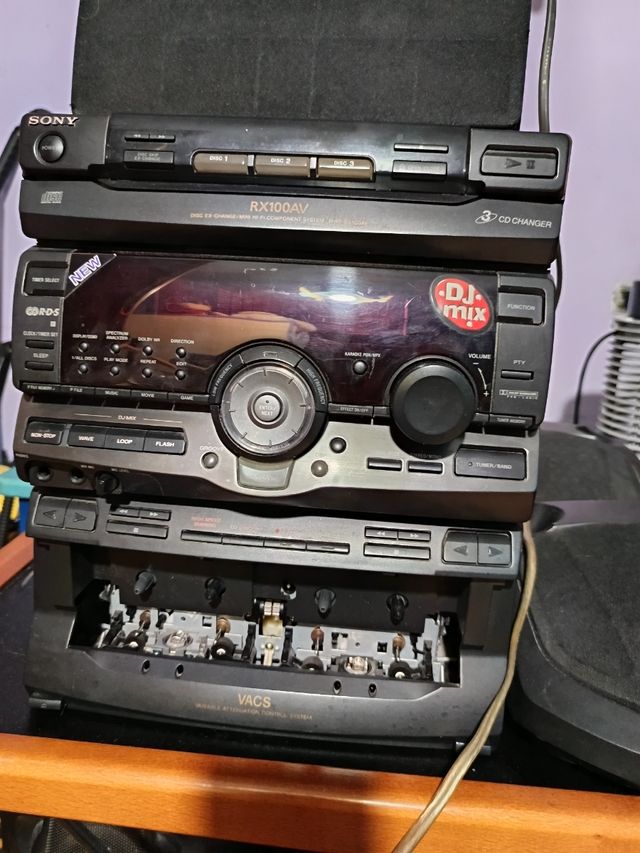 Stereo Sony RX100AV CD Changer Cassette