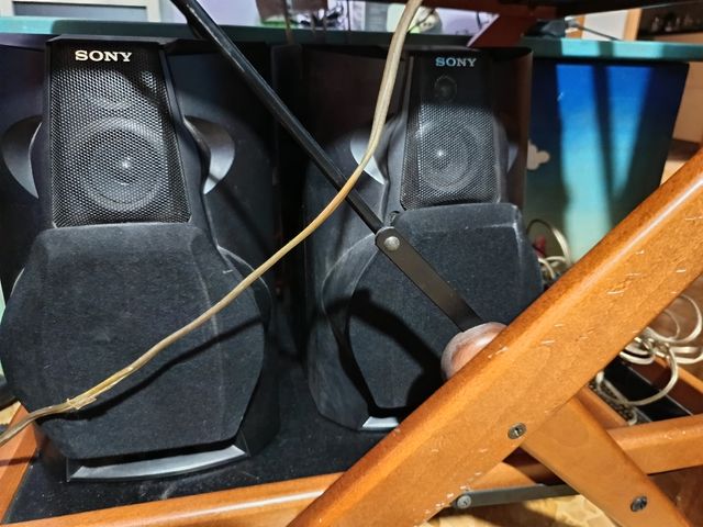 Stereo Sony RX100AV CD Changer Cassette