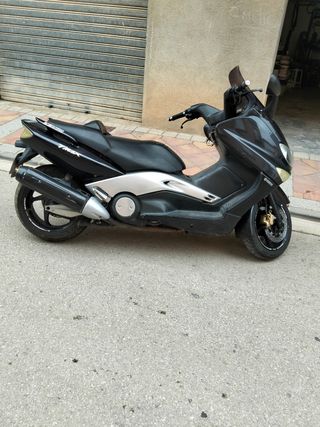 Yamaha TMAX 500