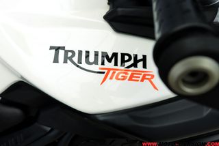 TRIUMPH TIGER 800 -A2-
