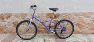 Bicicleta Decathlon Morada 20 Pulgadas