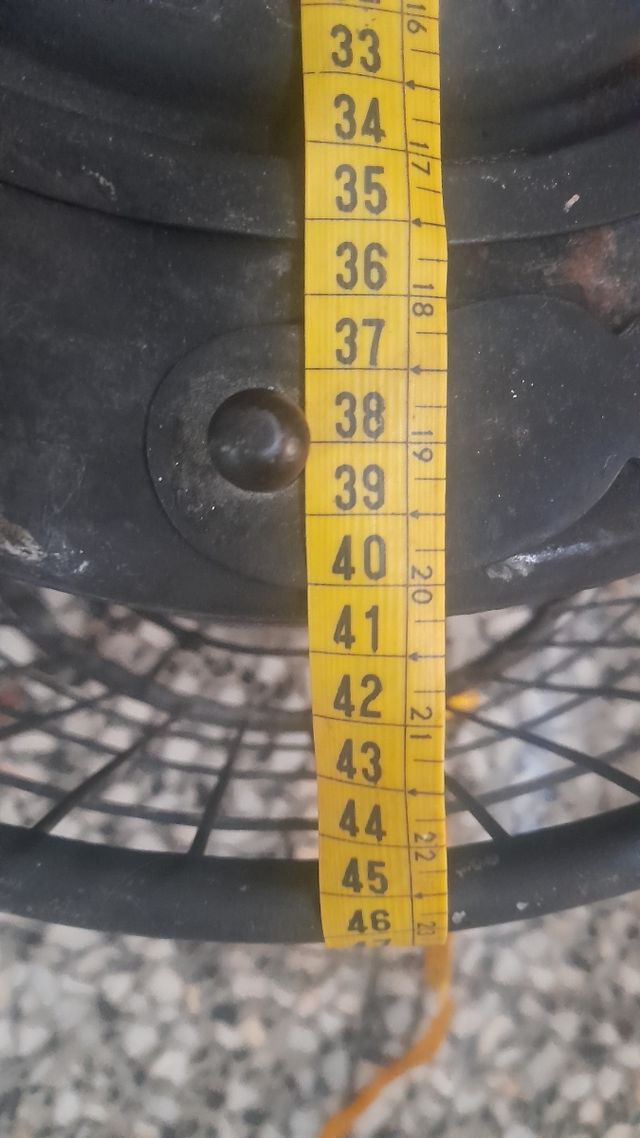 ESTUFA DE LEÑA CON COMPARTIMENTO HORNO 