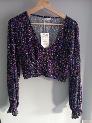 Blusa Top Flores Pull and Bear Talla L