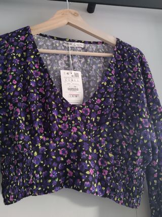 Blusa Top Flores Pull and Bear Talla L