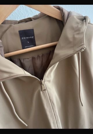 chubasquero talla L 
