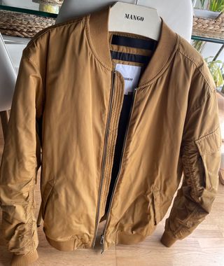Chaqueta bomber Pull&Bear marrón
