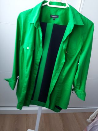 Camisa y pantalón negra A.D. y ANTEA talla M