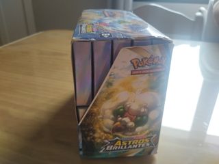 Pokémon Astros Brillantes Juego de Cartas