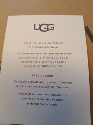 Botas UGG Negras/Marrones Nuevas