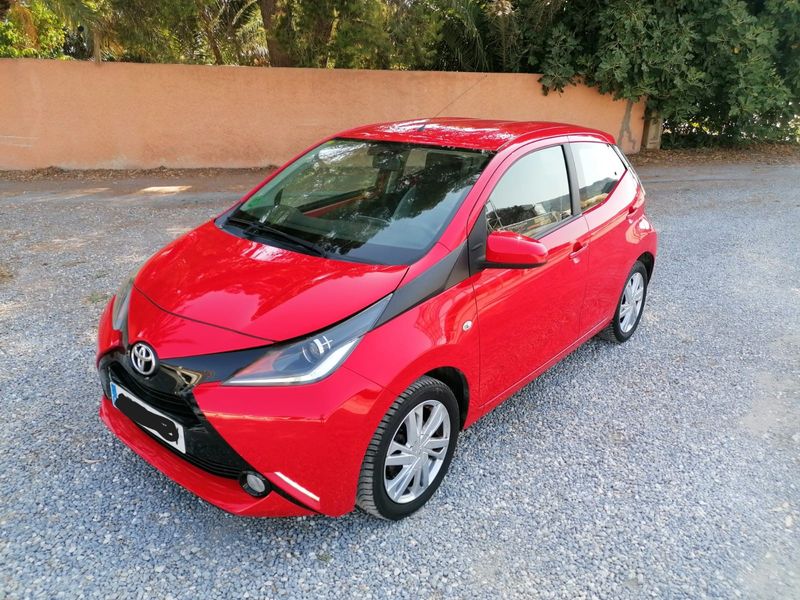 Toyota Aygo 1.0 Gasolina 70 cv - foto 1