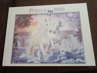 Puzzle 1000 piezas Caballos Blancos Cascada