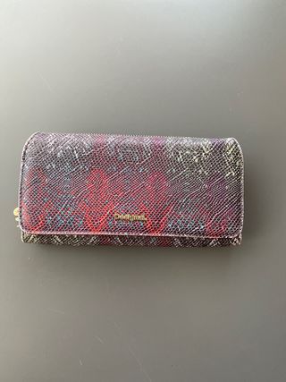Cartera Desigual estampado serpiente