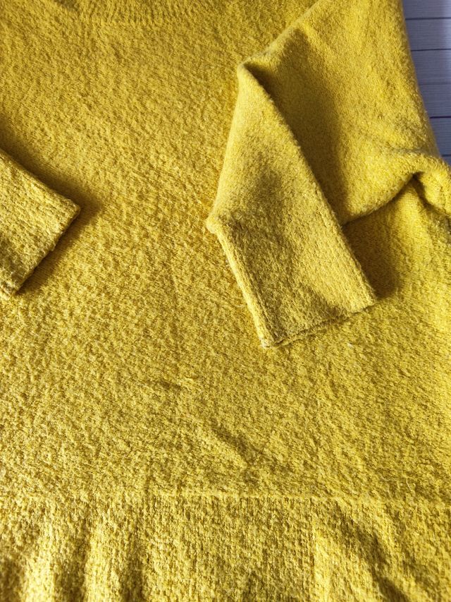 Jersey oversize amarillo