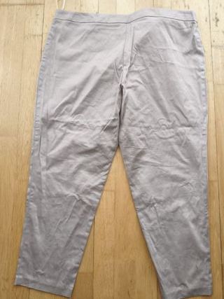 Pantaloni da pesca beige da donna