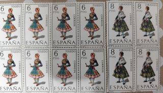 Lote sellos trajes tipicos 1970.