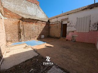 Casa adosada en venta en Campo de la Verdad - Miraflores en Córdoba