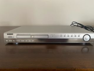 reproductor de DVD, marca Dalton.