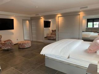 Casa en alquiler en Los Naranjos - Las Brisas en Marbella