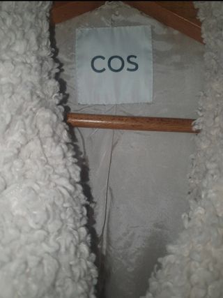 Abrigo COS Teddy Oversize Beige Talla Única Nuevo 