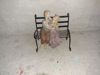 Figura pareja banco romántico resina ver medidas