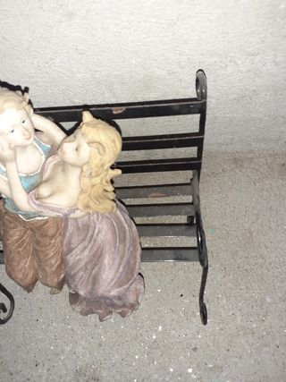 Figura pareja banco romántico resina ver medidas