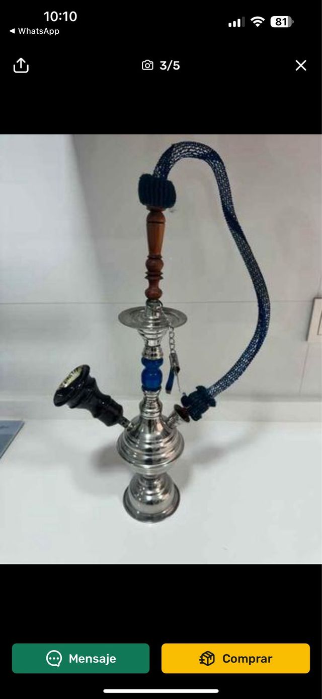 Lámpara de mesa plateada