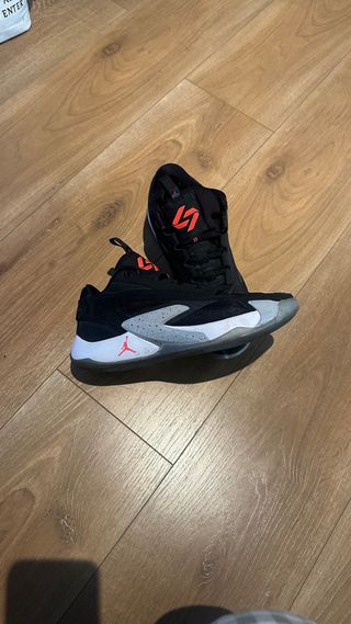 Zapatilla Baloncesto Jordan Luka 2