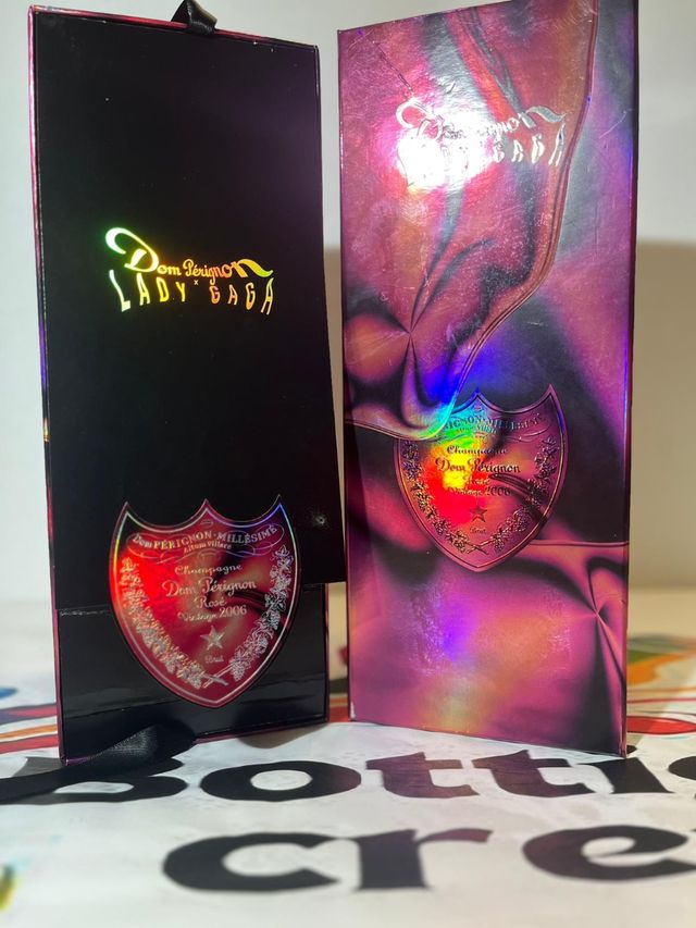 Dom Perignon Lady Gaga bottiglia vuota DA FOTO