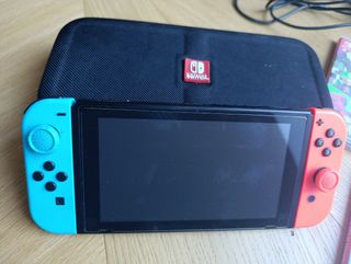 Nintendo Switch con juegos.