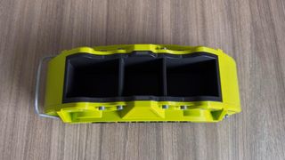 Portalápices Brembo impreso en 3d 