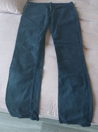 Pantalón Levi's negro 99% algodón