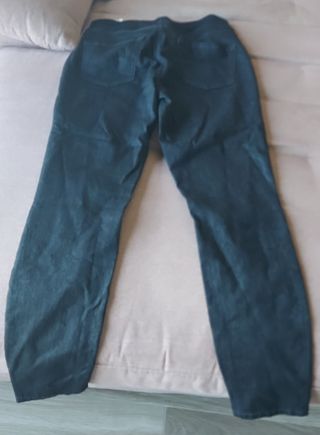 Pantalón Levi's negro 99% algodón