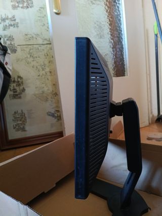 Pantalla plana Dell Negra