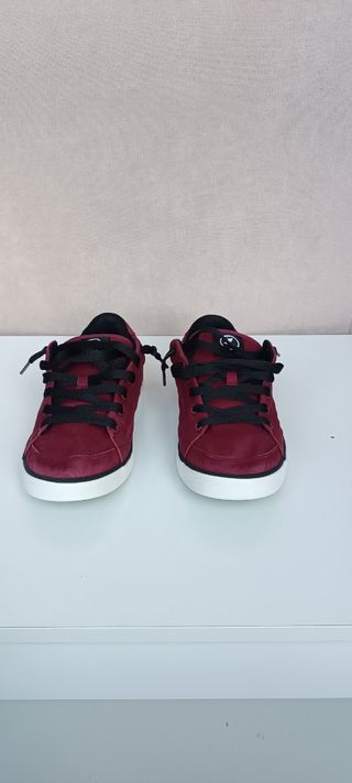 Zapatillas Kustom rojas