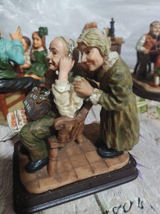 Lote de 7 Figuras de resina