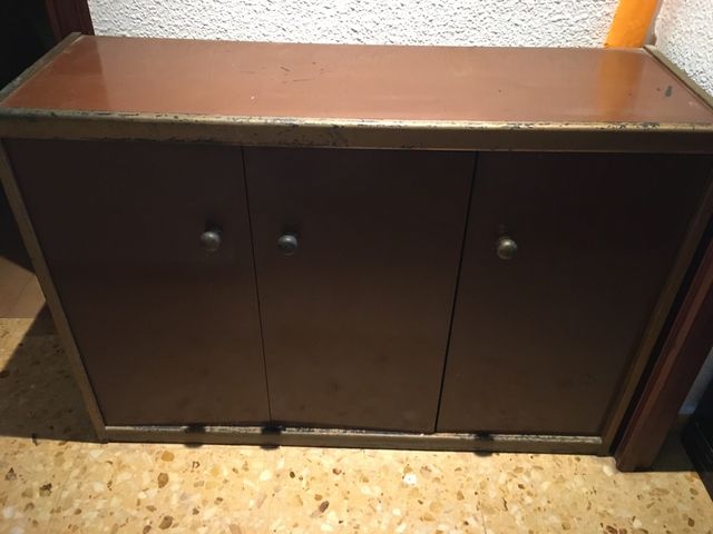 Armario bajo 3 puertas madera