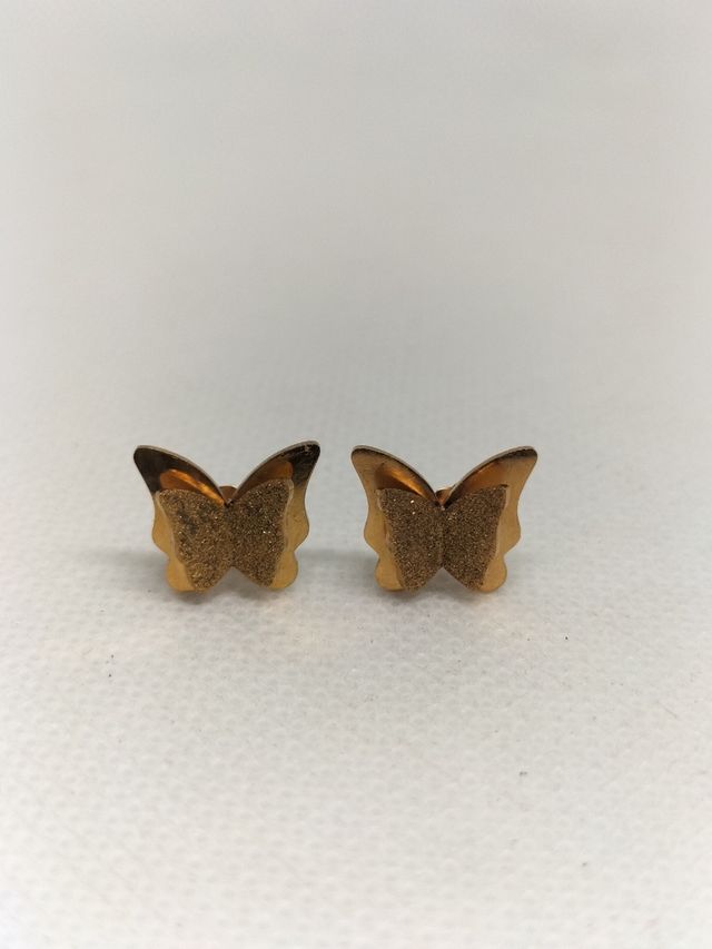 Pendientes mariposa dorados