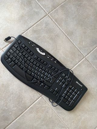 Teclado escritorio Microsoft 