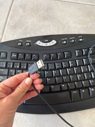 Teclado escritorio Microsoft 