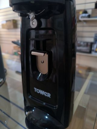 Abrelatas eléctrico Tower